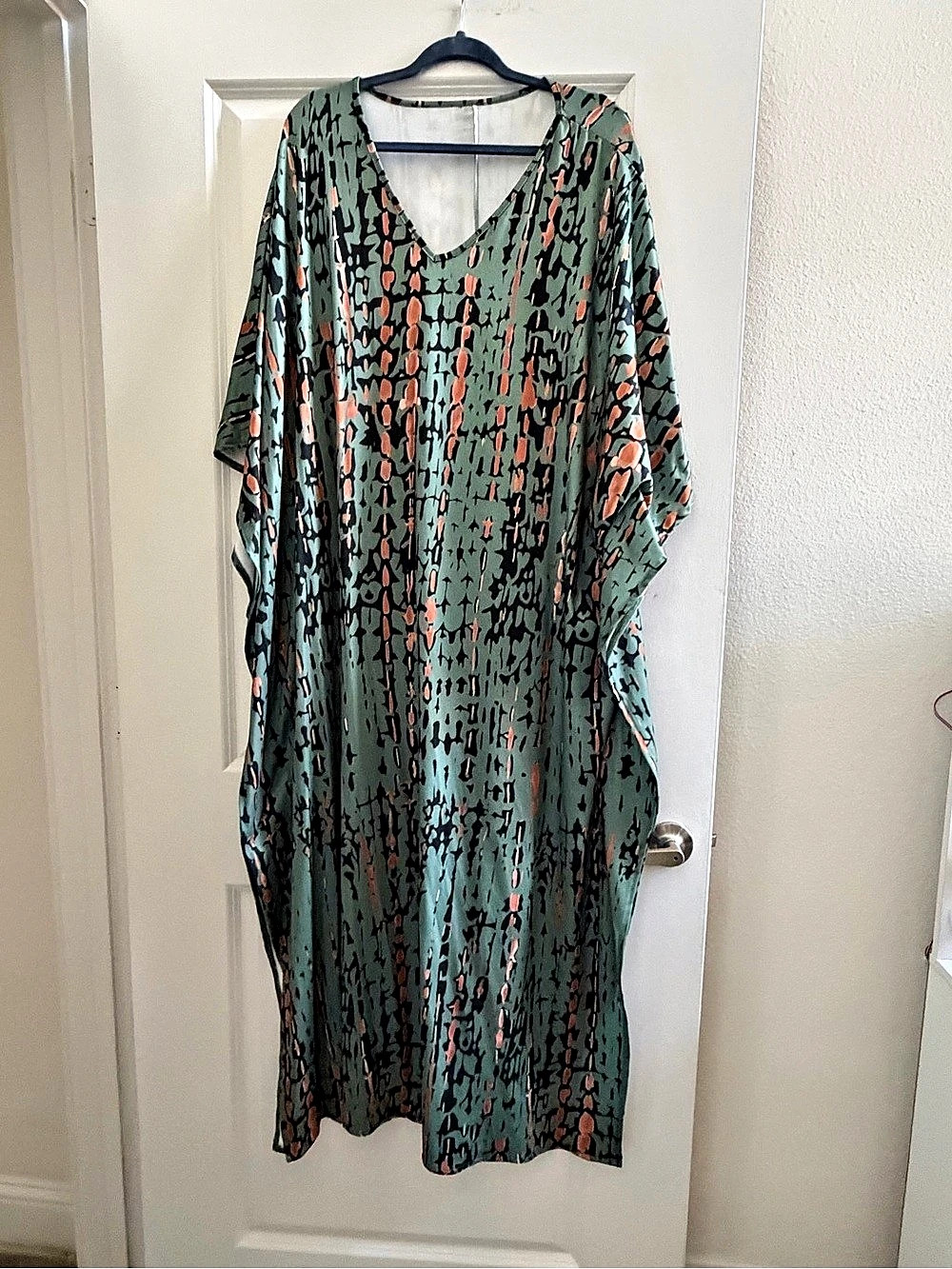Abstract Print Maxi Dress in Green & Black Like New